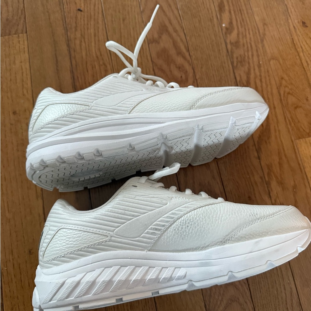 Brooks Women’s Addiction Walker 2 White Sneakers Size 9.5 2E - Picture 5 of 5